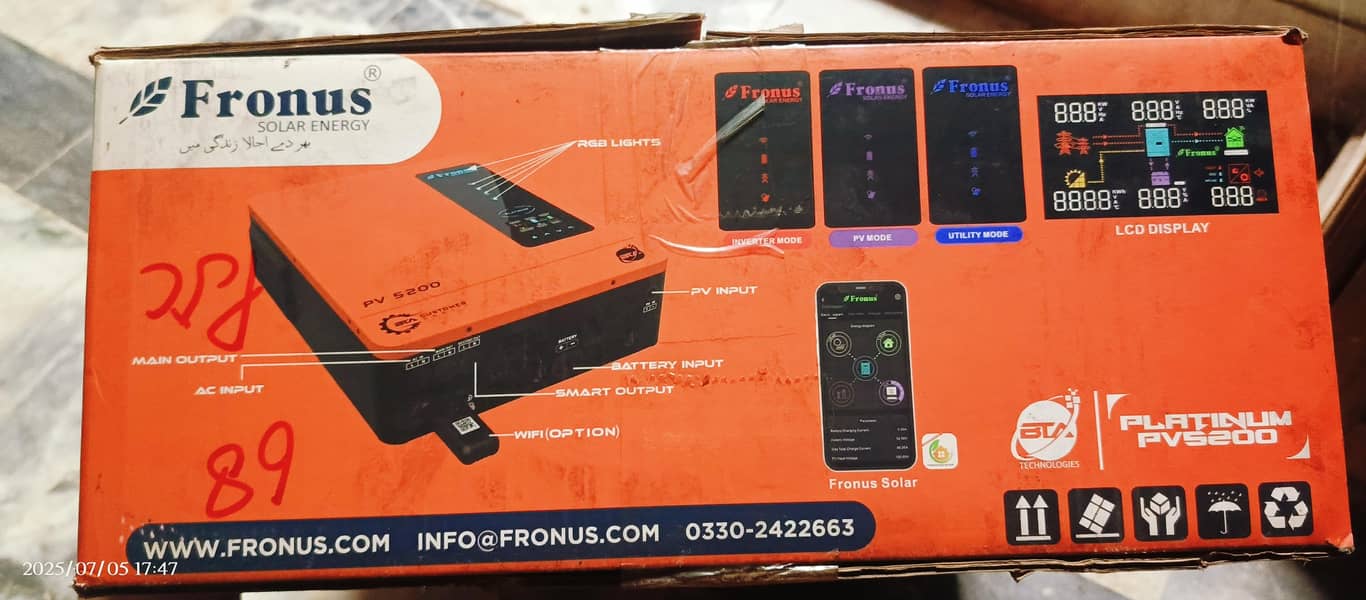 Fronus PV 5200 hybrid inverter dual output Almost new 10/10 condition 4