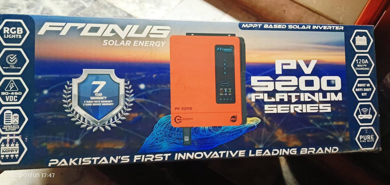 Fronus PV 5200 hybrid inverter dual output Almost new 10/10 condition 5