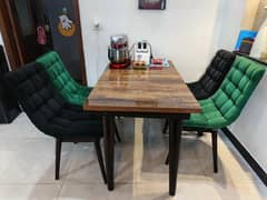 Dinning Table