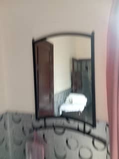 Queen size iron bed setfor sale Banigala