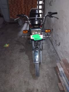 Honda 70 cc good condition koi Kam ni hony wala