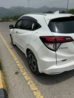 Honda Vezel Z sensing
