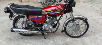 Honda CG 125 urgent for sale model 2017,,03473199052.