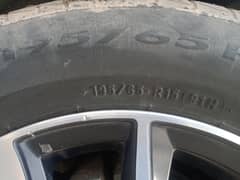 Yaris trye