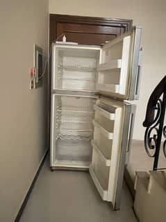 Refrigerator for sell urgently