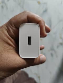 SUPERVOOC 80W FAST CHARGER