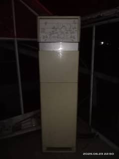 4 ton Standing unit AC good condition