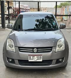 Suzuki Swift DLX 1.3 Navigation 2017 Model.