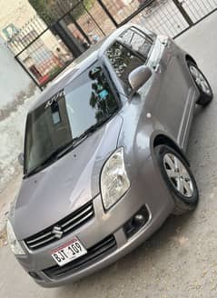 Suzuki Swift DLX 1.3 Navigation 2017 Model.