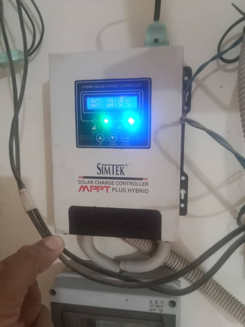 simtek mppt 60A 1