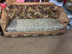 Used sofa set in good condition