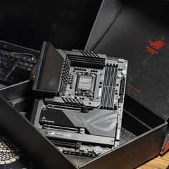 i9 12900k with z790