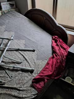 bed and side tables