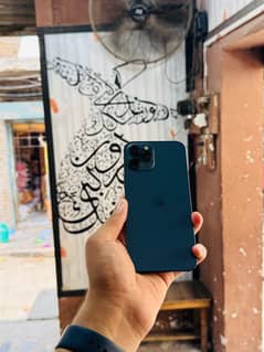 iphone 12 Pro Max 256GB PTA Approved 100 Health 5 Times Charge Only