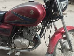 Suzuki GS 150 2016