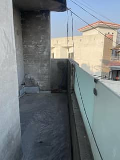 Wapda Town phase 2 10 marla Upper portion for rent