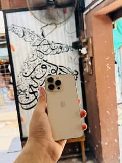 iphone 13 Pro 512GB PTA Approved 100 Health 7 Times Charge Only