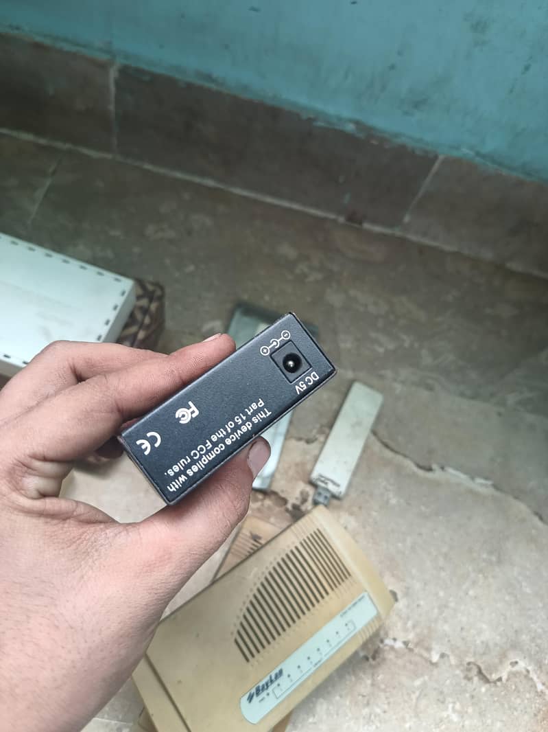 switch or mikrotic ka server 4