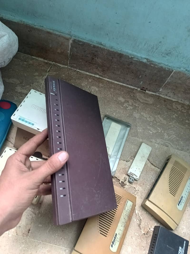 switch or mikrotic ka server 10