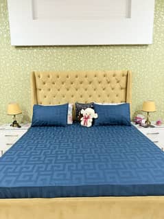 Bed set with room chairs