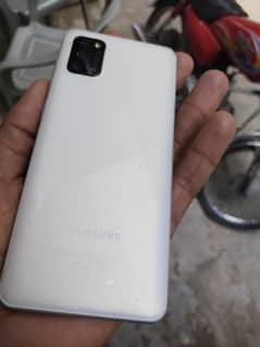 Samsung A31 4gb 128gb complete box condition 10by10