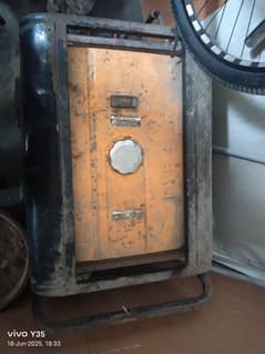5. KW generator in running condition gas and petrol
