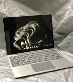 Microsoft Surface Laptop Go