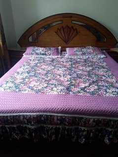 bed set with dressing table and tv trolley