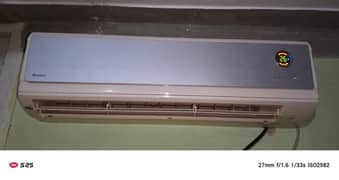 Gree 1.5 ton AC Genuine Gas: 0333/53/98/704
