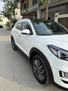 Hyundai Tucson 2022 Model Premium Number
