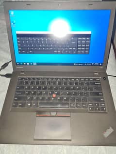 Lenovo T460 i5 6gen 128 gb ssd 14 inch screen, keyboard kharab