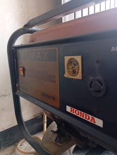 Honda Elmax SH2900 DX 2.5 KW Used Generator