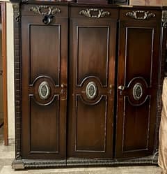 Wardrobe, cupboard, almari for sale
