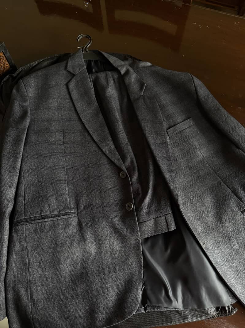 3 x Men suits 4