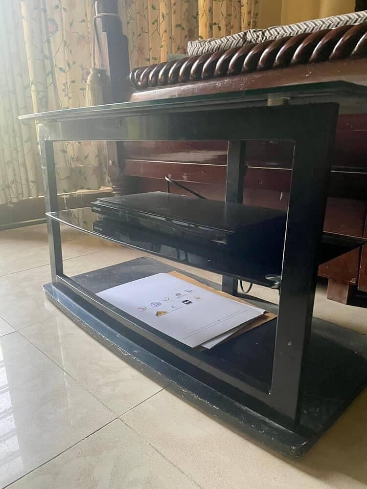 Authentic important trolley. 3