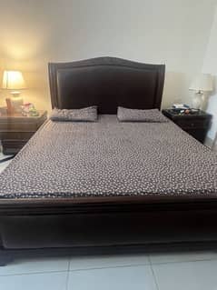 King size bed set for sale without Mattress