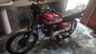 I sale my Honda 125 . . I buy new  contact what'sapp 03035524476
