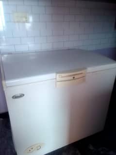 Waves Deep Freezer with 10 by 10 condition. Excellent in Cooling