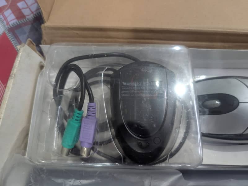 A4 tech wireless keyboard and mouse set for PC 4