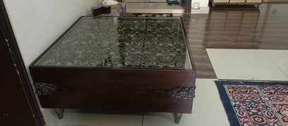 center table in good condition