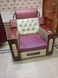 selling sofa set
