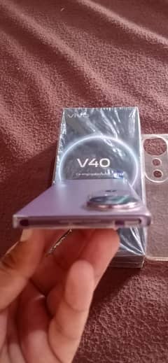 V40