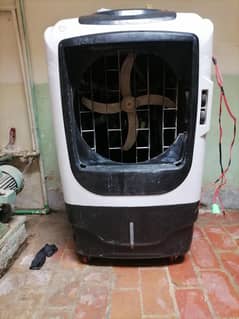 ac Dc cooler