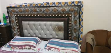 King Size Bed without Mattress