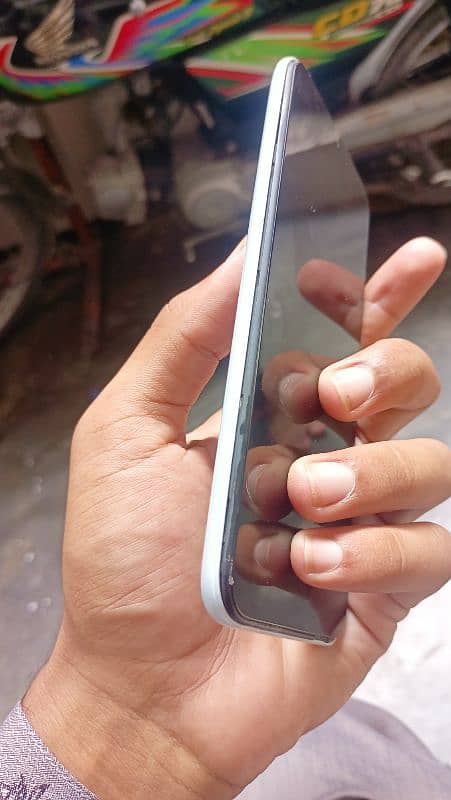 Tecno spark 6 Go 4/64 with box  Used only panel change 3