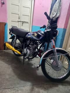 honda 125 2025 red