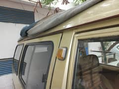 Faw van hi roof