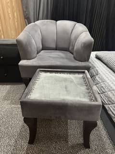 Full bed set with 2 single sofa and table