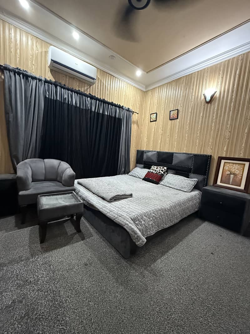 Full bed set with 2 single sofa and table 3