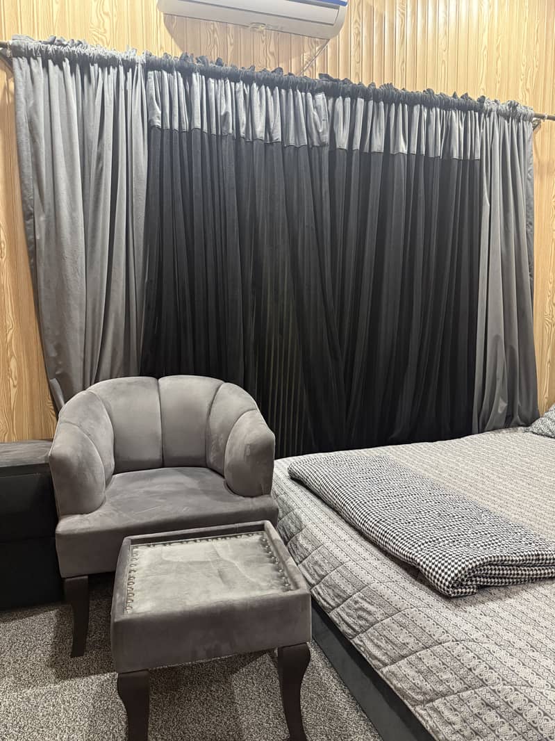 Full bed set with 2 single sofa and table 6